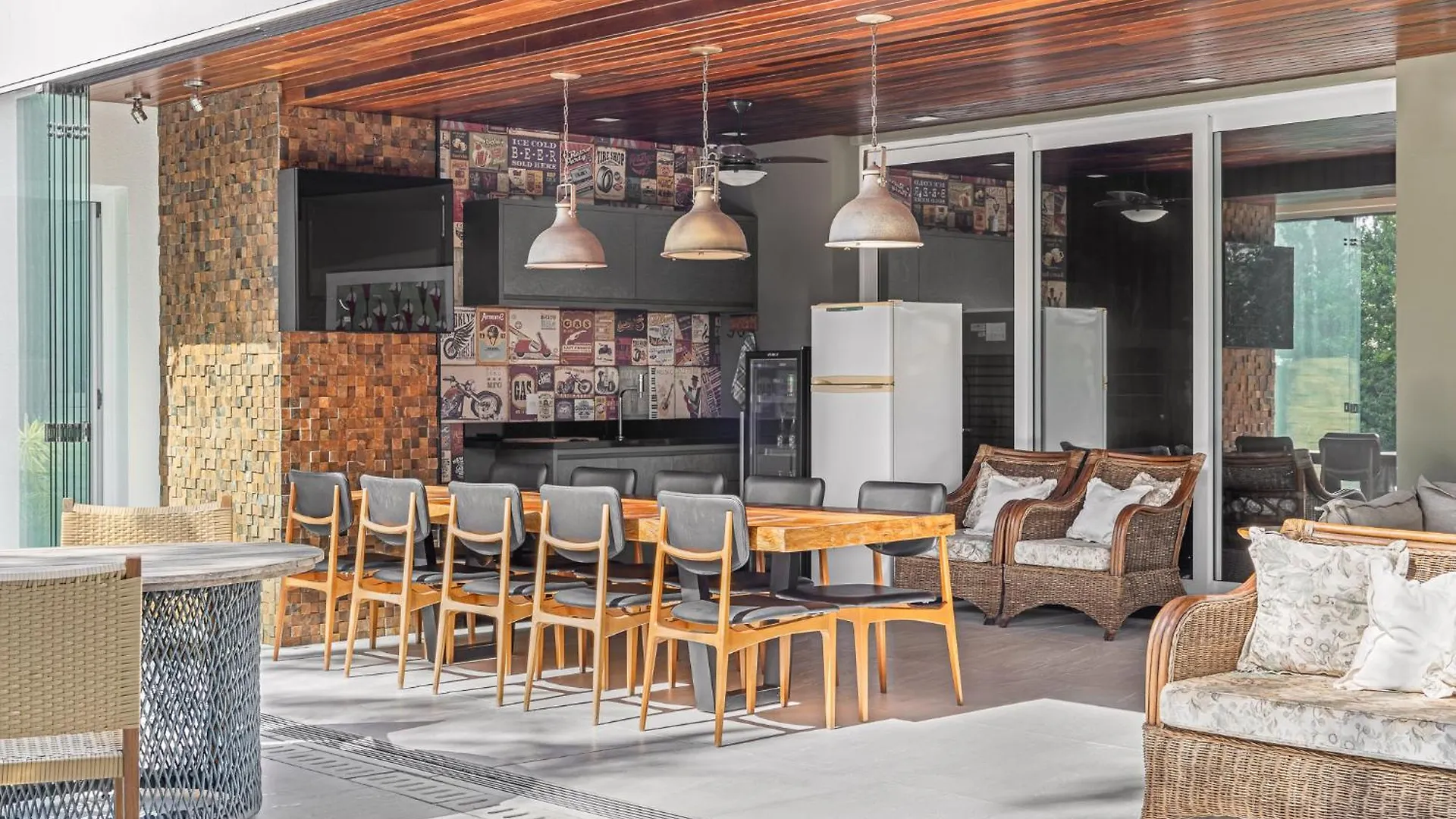 Casa 4 Suites Jurere Internacional - Faxineira E Cozinheira Incluidos Todos Os Dias Florianópolis
